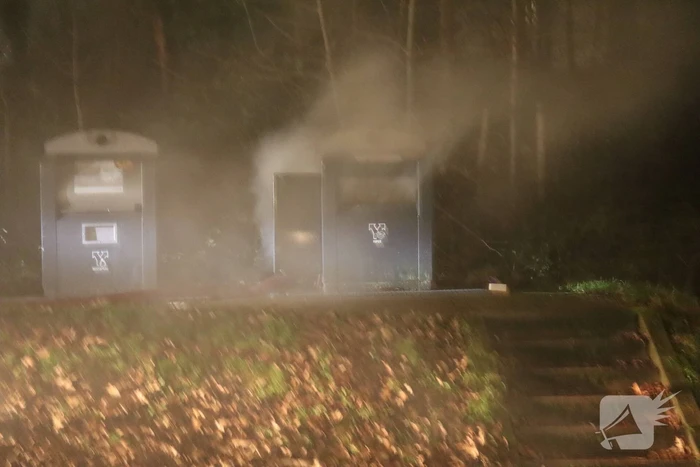 Veel rookontwikkeling bij brand in container
