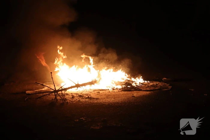 Kliko en kerstboom in brand