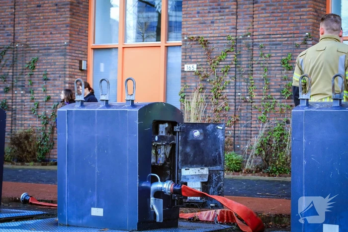 Brand in ondergrondse container