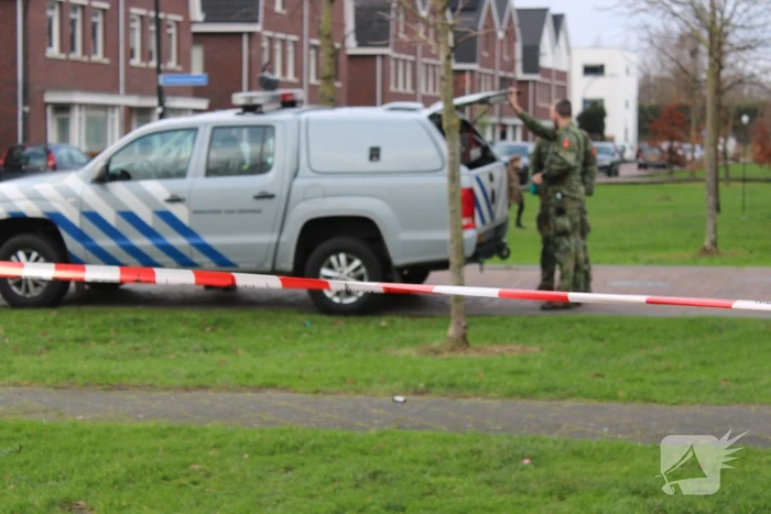Straat afgezet na aantreffen vuurwerkbom