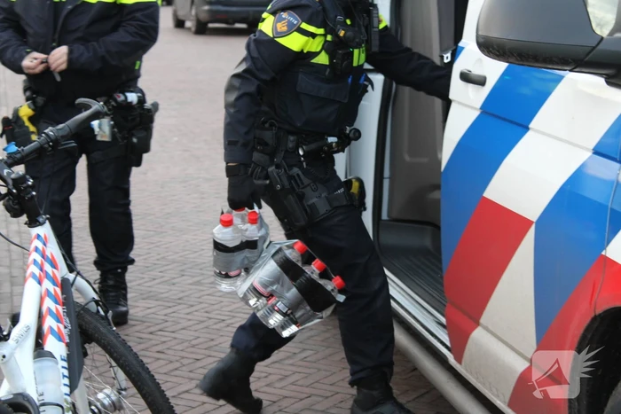 Straat afgezet na aantreffen vuurwerkbom