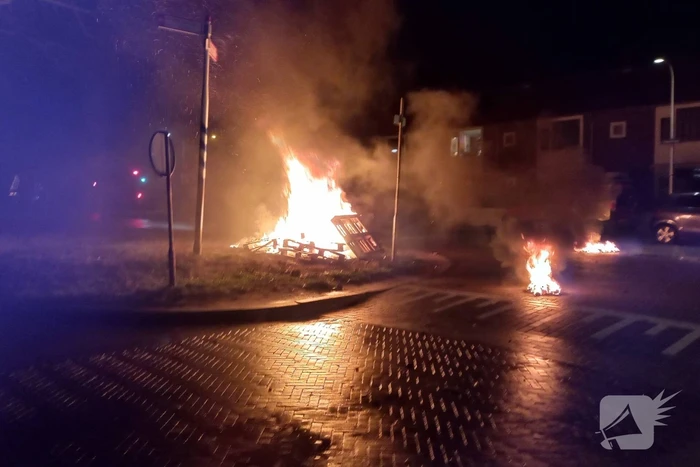Buitenbrand geblust na sein veilig van politie