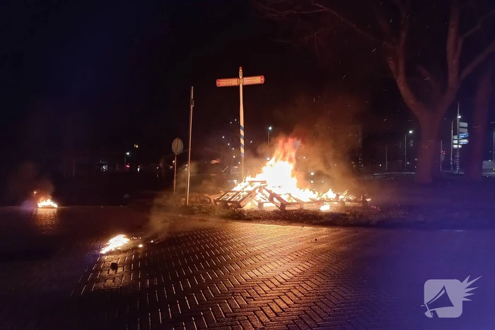 Buitenbrand geblust na sein veilig van politie