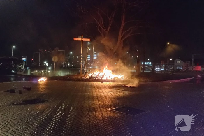 Buitenbrand geblust na sein veilig van politie