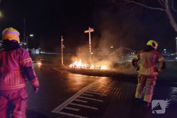 Buitenbrand geblust na sein veilig van politie