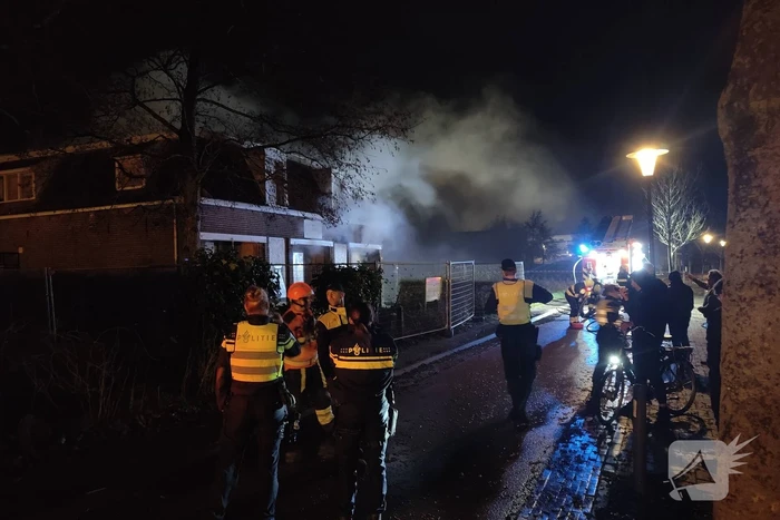 Sloopwoning volledig in brand