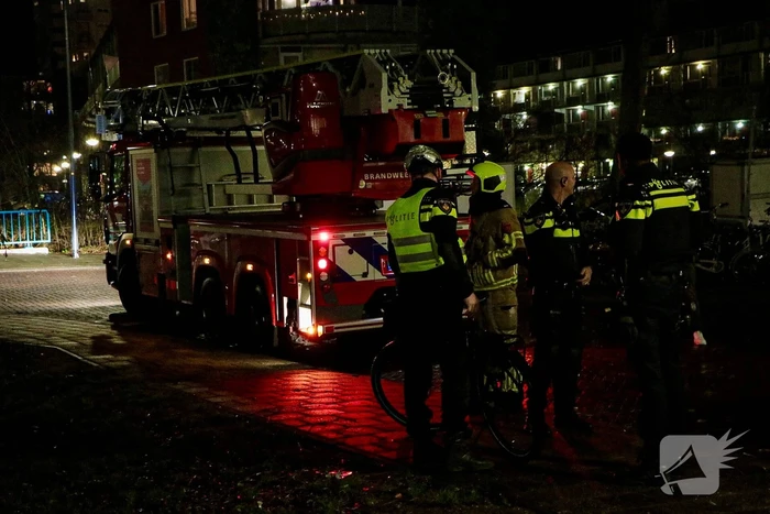 Brandweer ingezet voor vuurkorf op balkon
