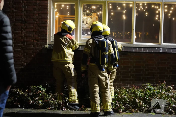 Brandweer onderzoekt school op brand
