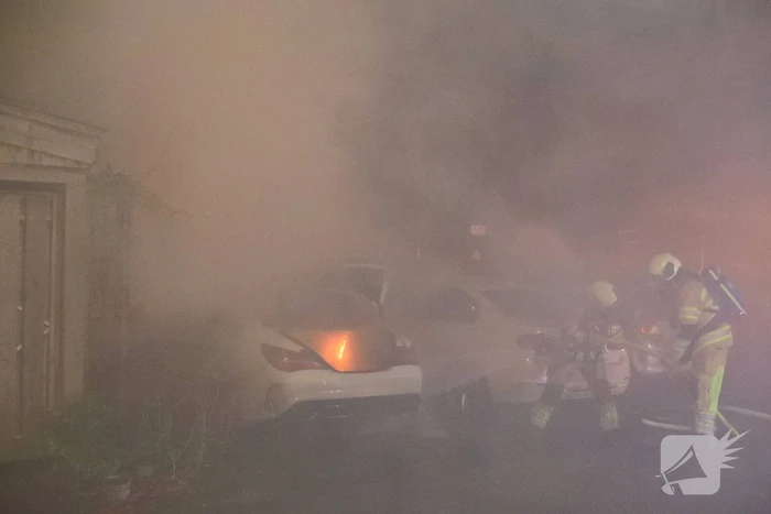 Auto verwoest door brand