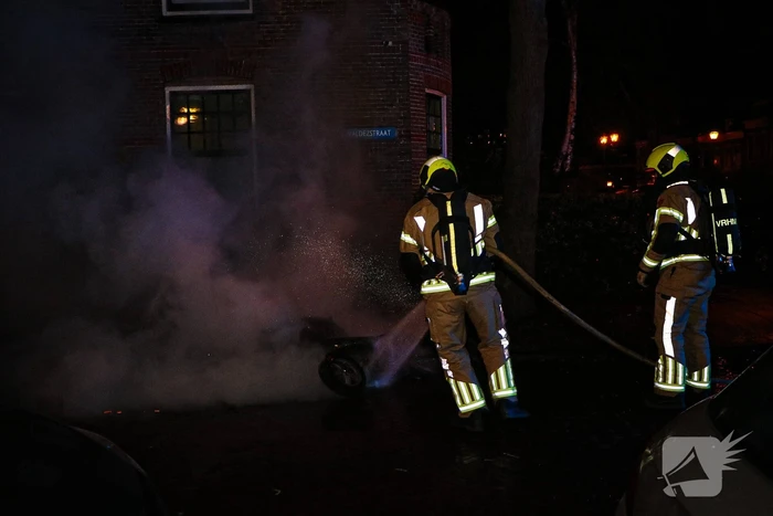 Scooter volledig uitgebrand