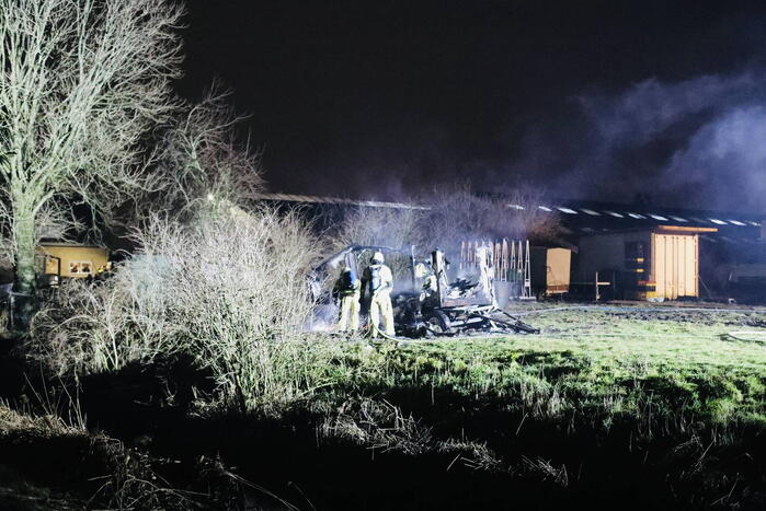Aanhanger verwoest door brand