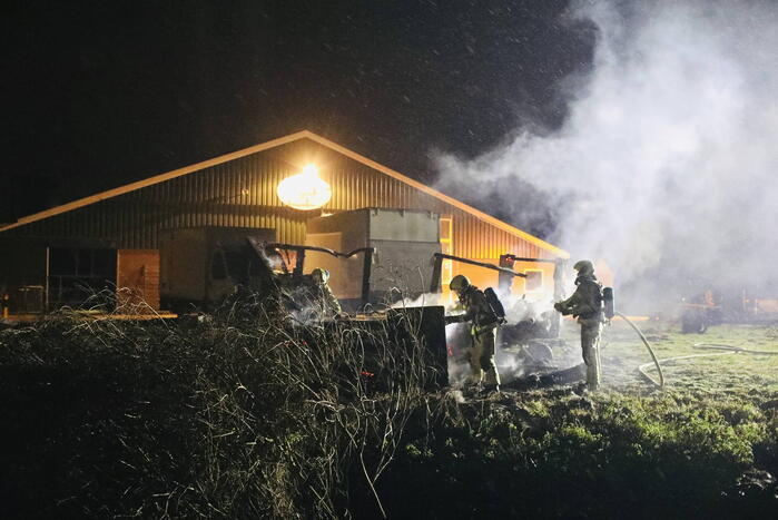 Aanhanger verwoest door brand