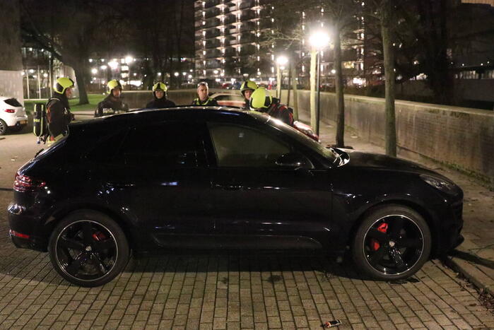 Brand in dure Porsche