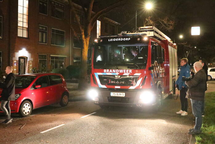 Bewoners laten oven aanstaan, woning vol rook