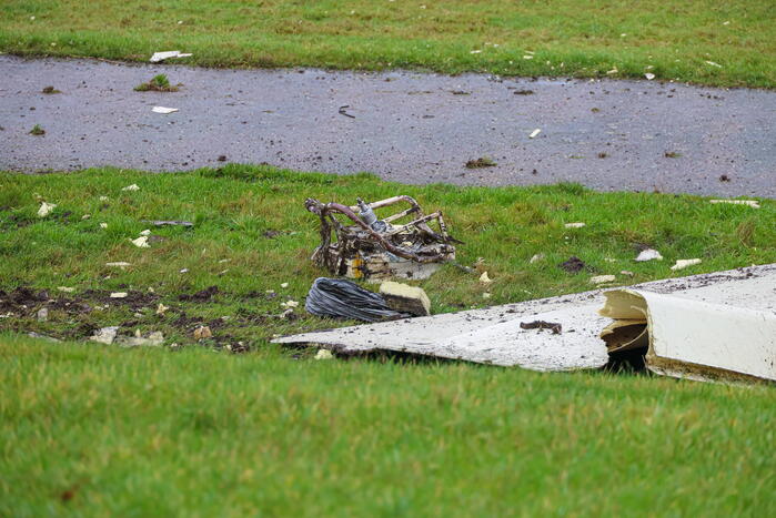 Grote ravage door geknakte windmolen