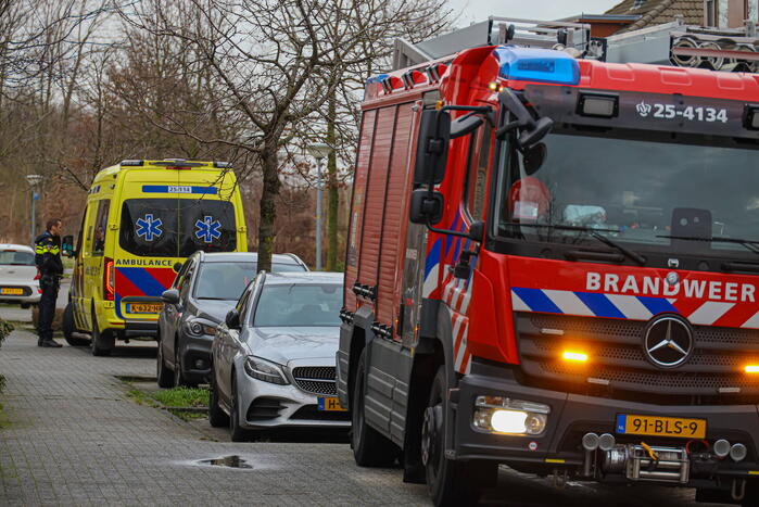 Schuur deels ingestort na brand in Sieradenbuurt