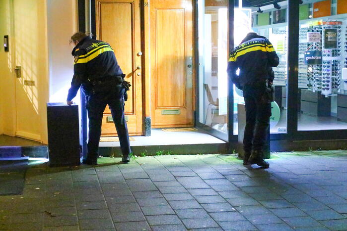 Politie zoekt mes na steekincident