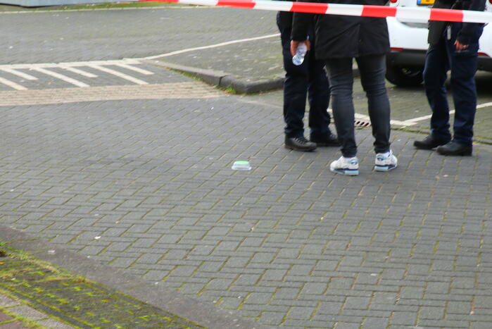 Geparkeerde auto beschoten