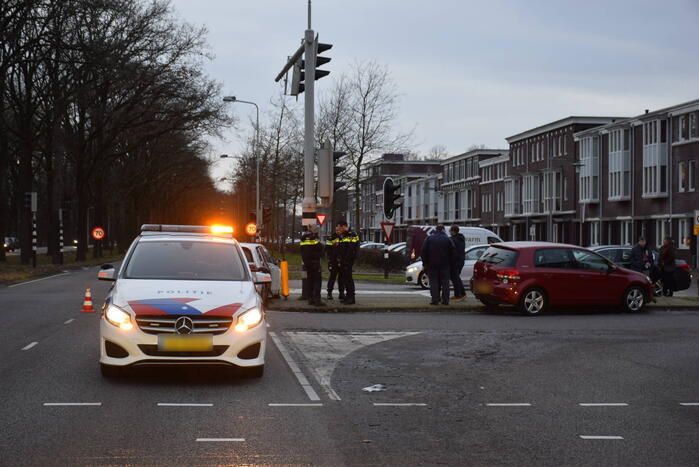 Twee personenauto's betrokken bij ongeval