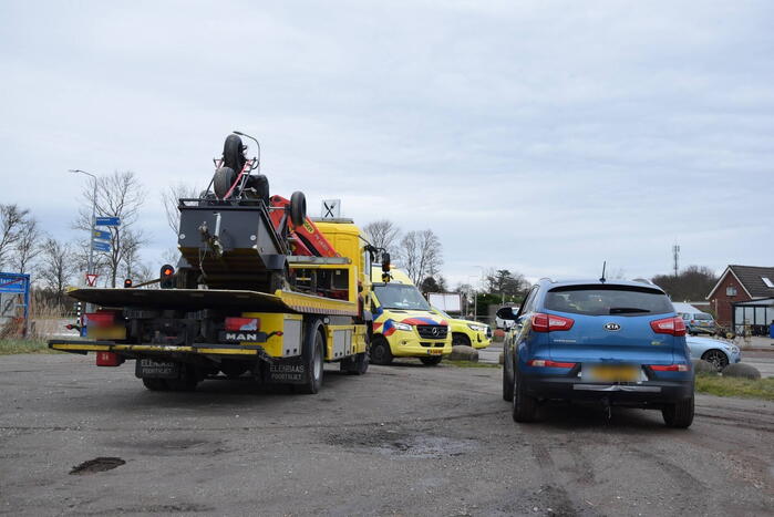 Vrouw gecontroleerd na kop-staart botsing