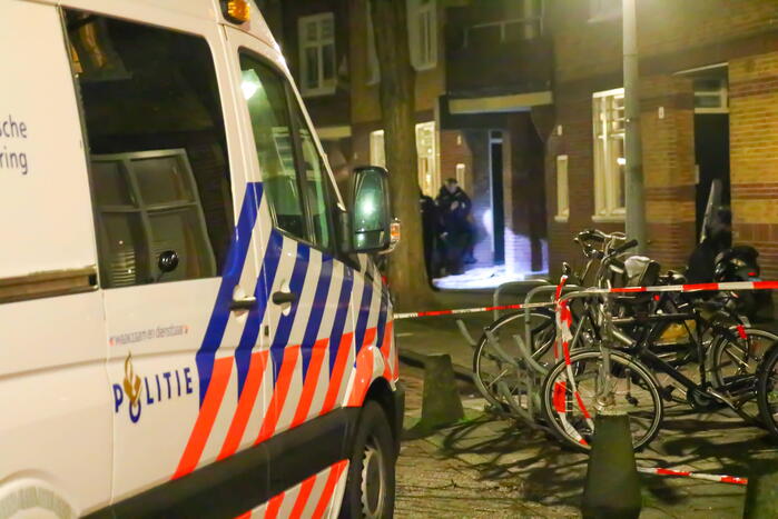 Flinke schade door explosie bij voordeur