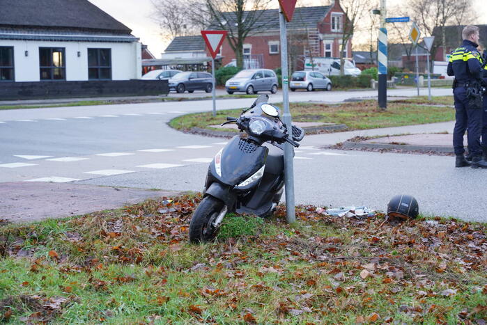 Scooterrijder gewond bij botsing met auto