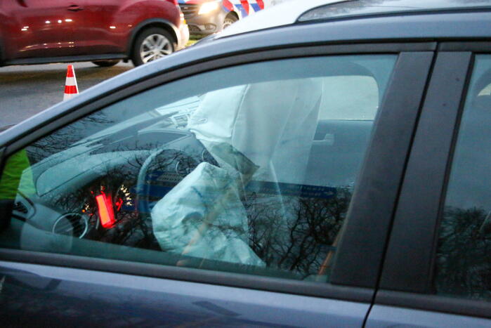 Aanrijding na voorrangsfout, flinke schade