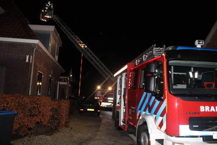 Schoorsteen geveegd in woning