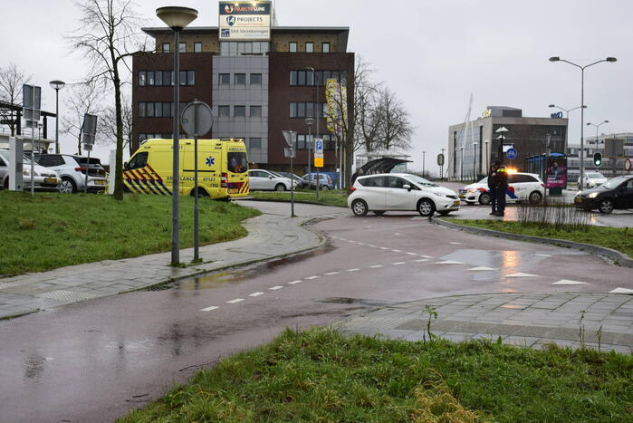 Scooterrijder gewond bij botsing met auto