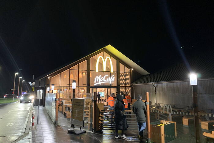 Grote politie-inzet na vechtpartij voetbal hooligans