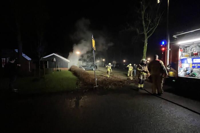 Veel rookontwikkeling bij autobrand