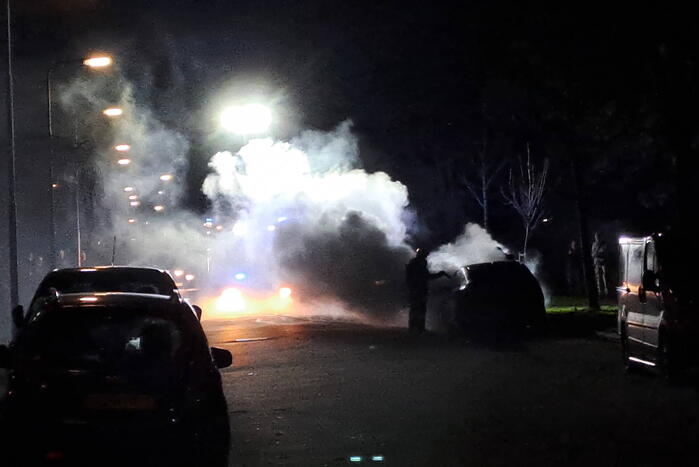 Auto gaat in vlammen op