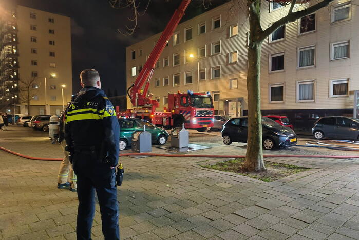 Brand op vierde verdieping van flatgebouw