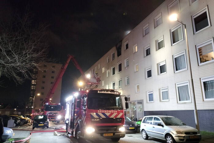 Brand op vierde verdieping van flatgebouw