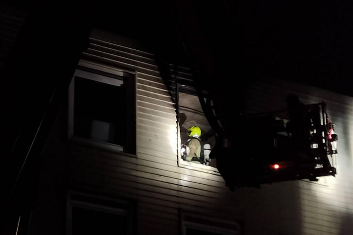 Brand op vierde verdieping van flatgebouw