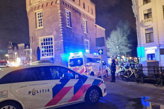 Man door hulpdiensten uit water gered en gereanimeerd