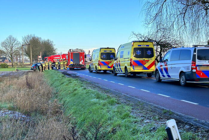 Vrachtwagen en auto betrokken bij botsing