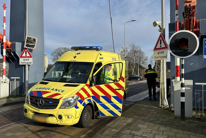 Fietsster gewond bij ongeval op Donkse Brug