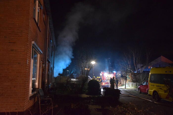 Uitslaande brand in woning waar eerder vrouw werd overgoten met zuur