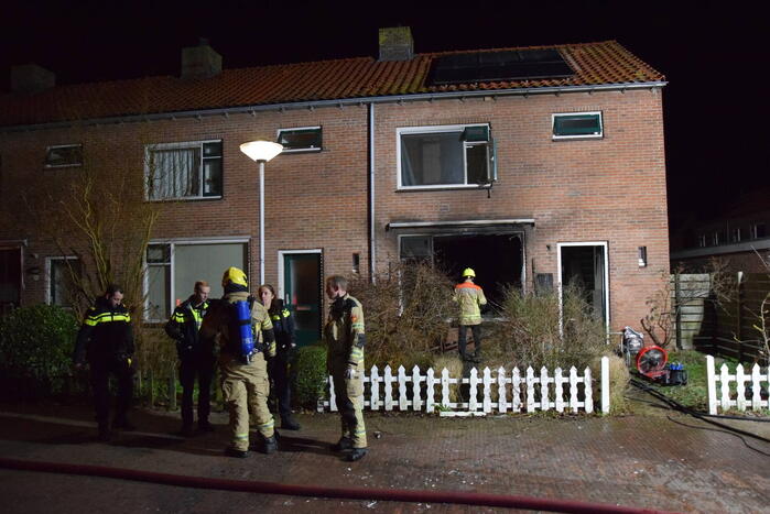 Uitslaande brand in woning waar eerder vrouw werd overgoten met zuur