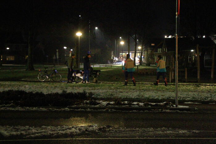 Fietser gewond na val op glad fietspad