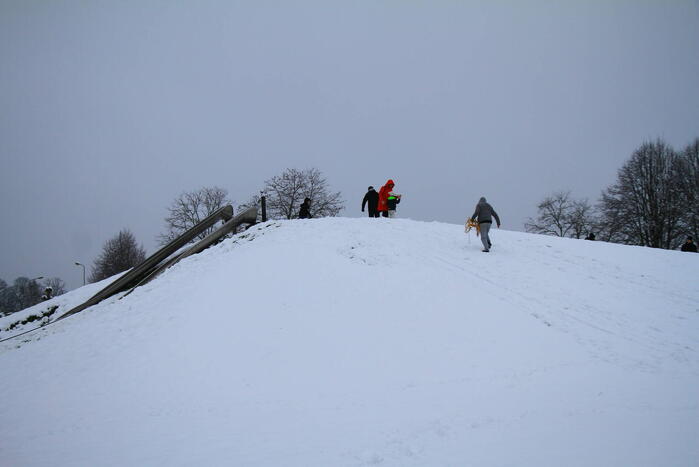 Winters weer zorgt voor sneeuwpret in Weert