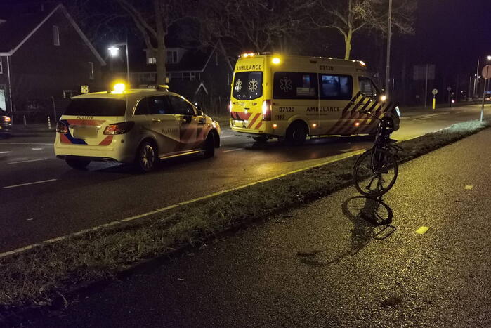 Fietser geschept bij oversteekplaats