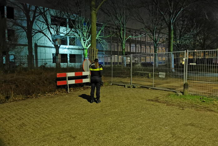 Zoektocht naar inbrekers in slooppand