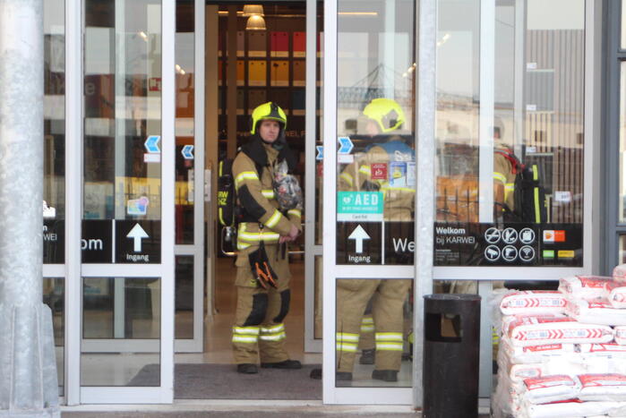 Karwei bouwmarkt ontruimd vanwege gaslucht