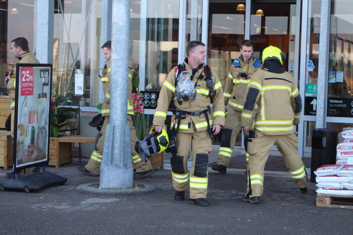 Karwei bouwmarkt ontruimd vanwege gaslucht
