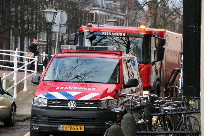 Brand op dak van bibliotheek