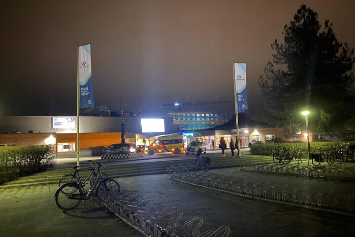 Traumahelikopter ingezet voor incident in zwembad