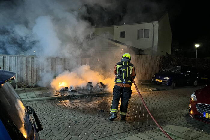 Kliko verwoest door brand