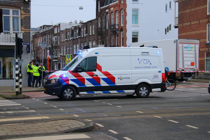 Persoon ernstig gewond bij ongeval met vrachtwagen